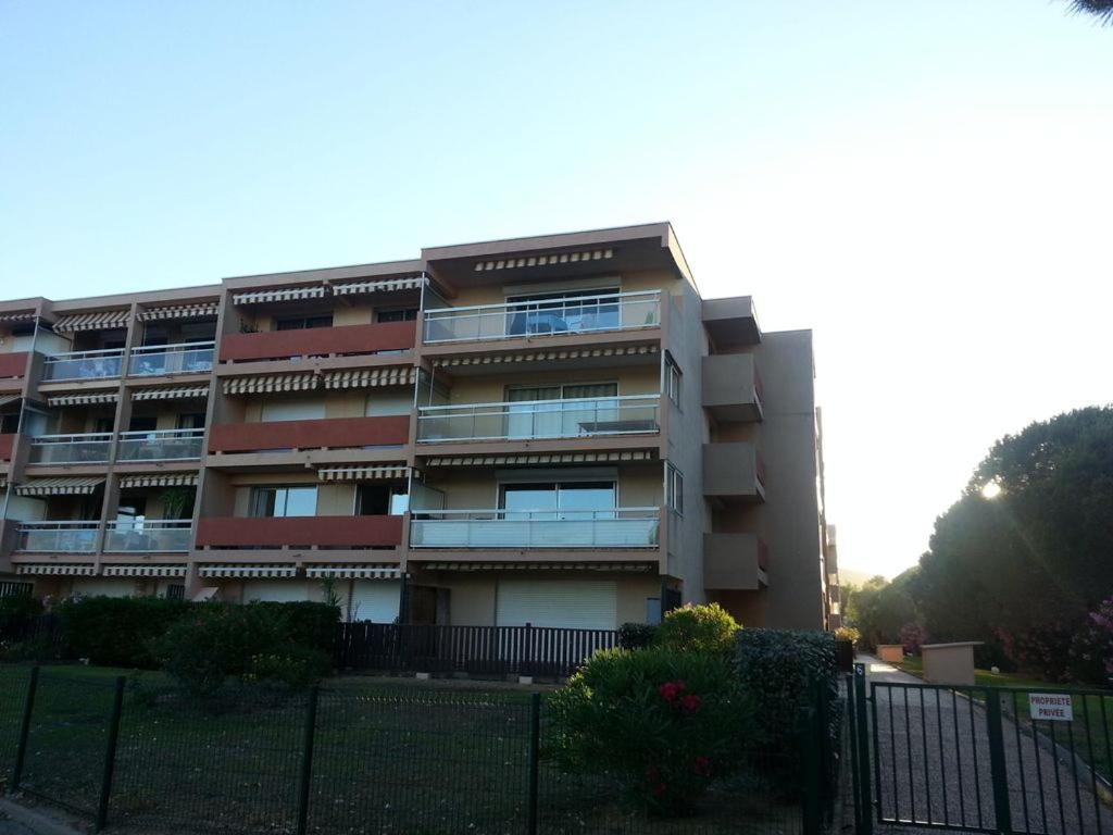 Flat Bormes-les-Mimosas Exterior foto